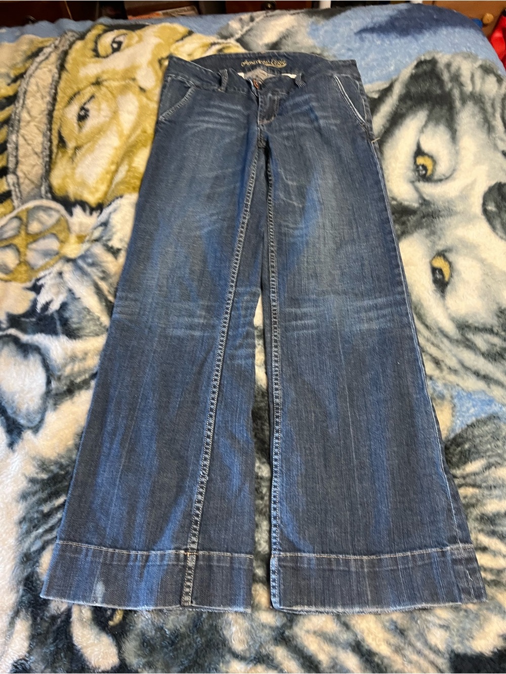 American Eagle Outfitters Dark Blue Wide-Leg Jeans
